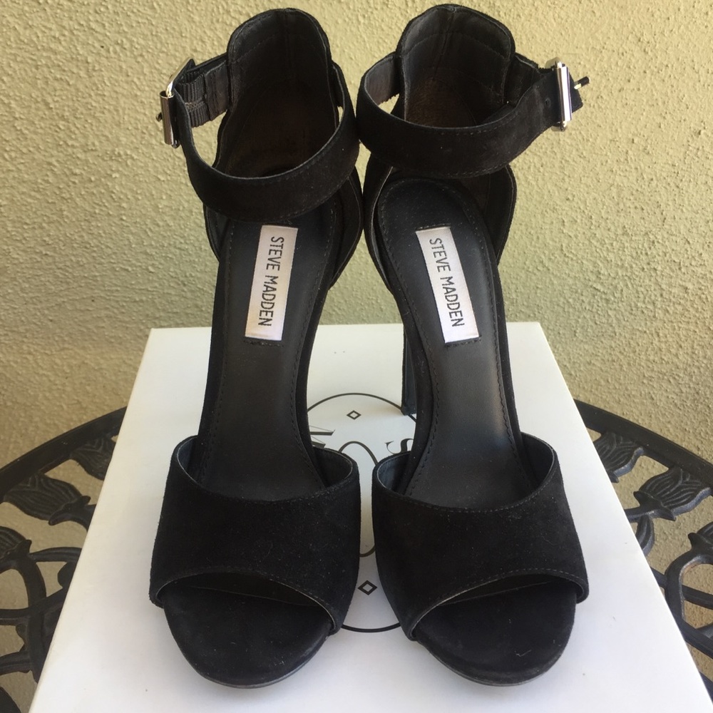 Steve Madden Mogull Sandals - Picture 2 of 4